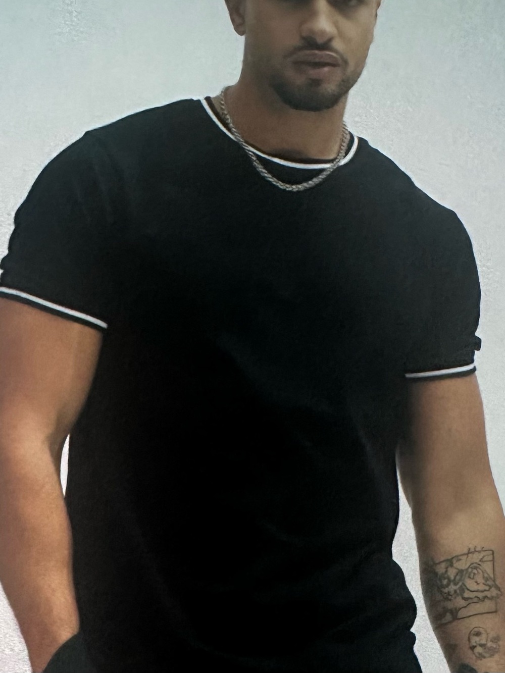 Fashion Nova Men Black Short Sleeve Tee with White Trim NEW - XL